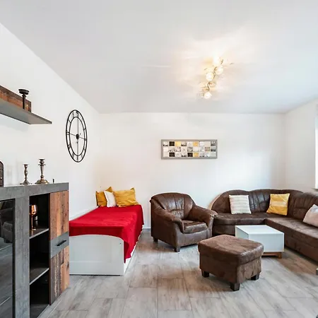 Am Residenzschloss *